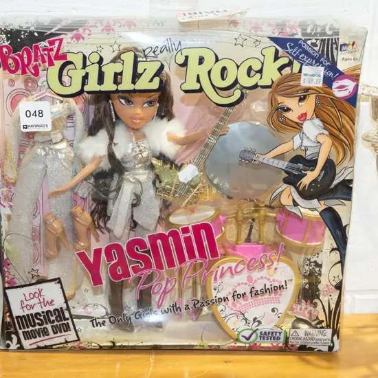 boxed Bratz Girls Really Rock doll -slight damage to box