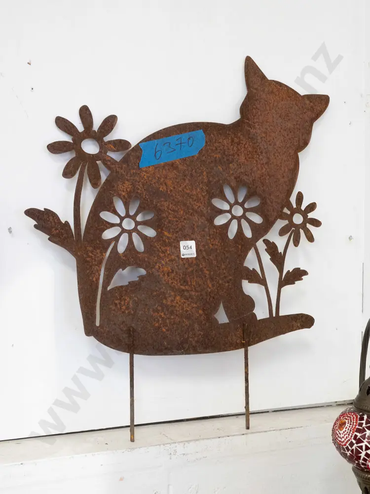 cat and flower themed cut out steel garden art Image 1++