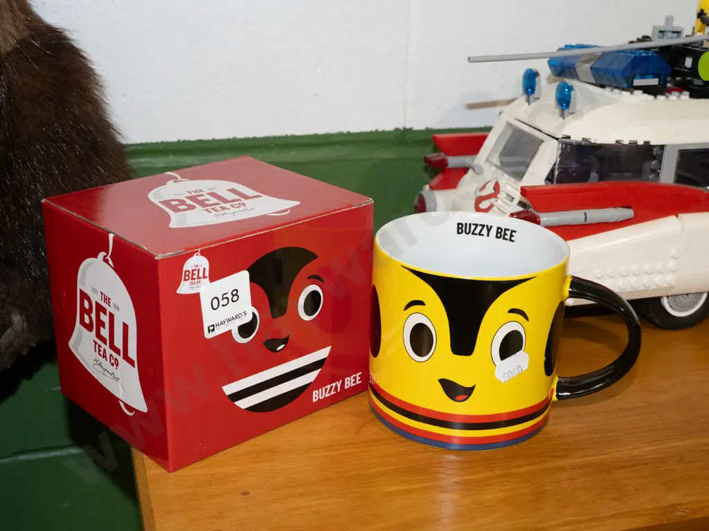 buzzy bee cup Image 1++