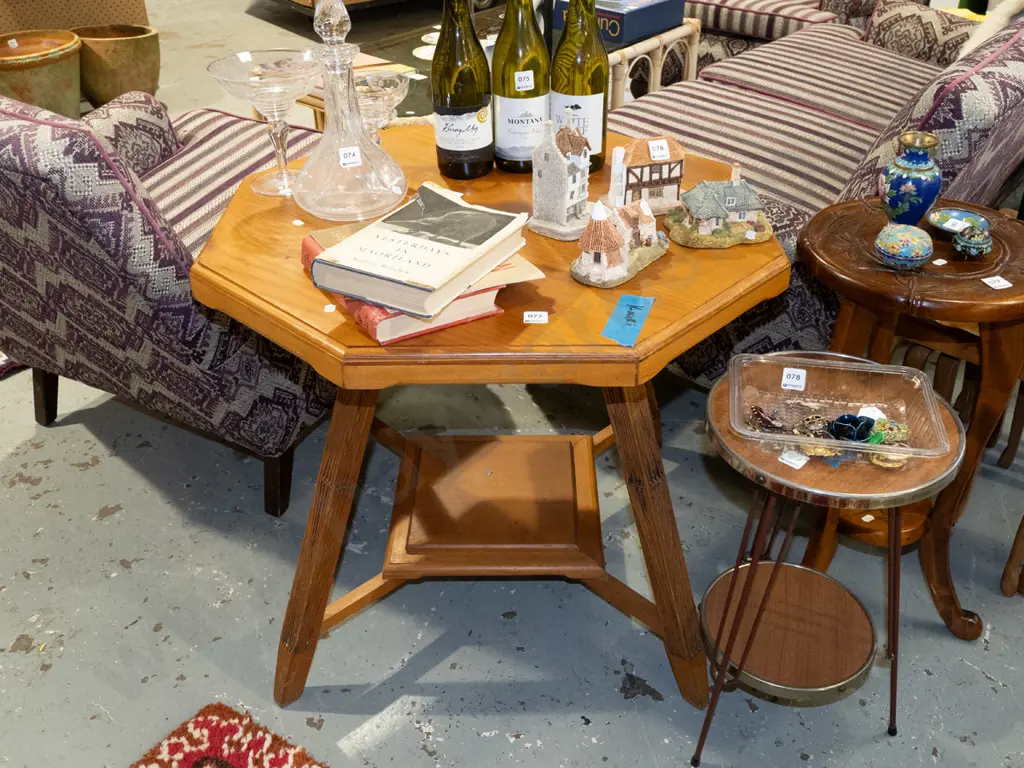 octagonal kauri 2 tier lamp table with hand carved legs - wobbly - needs attention H630 W700 Image 1++