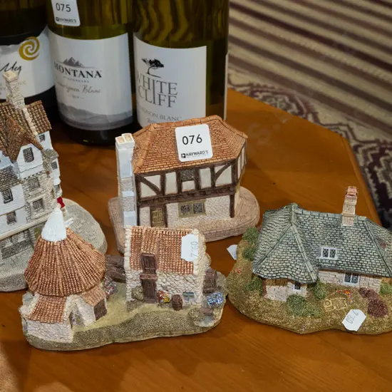 4x Lilliput Lane cottages