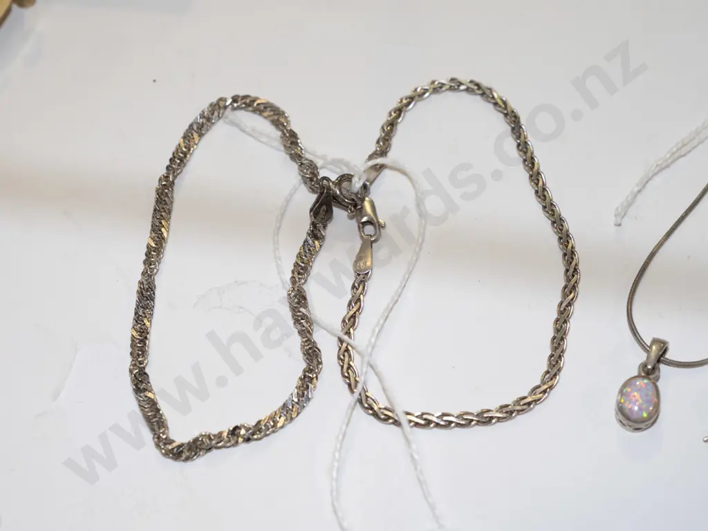 2x silver bracelets Image 1++