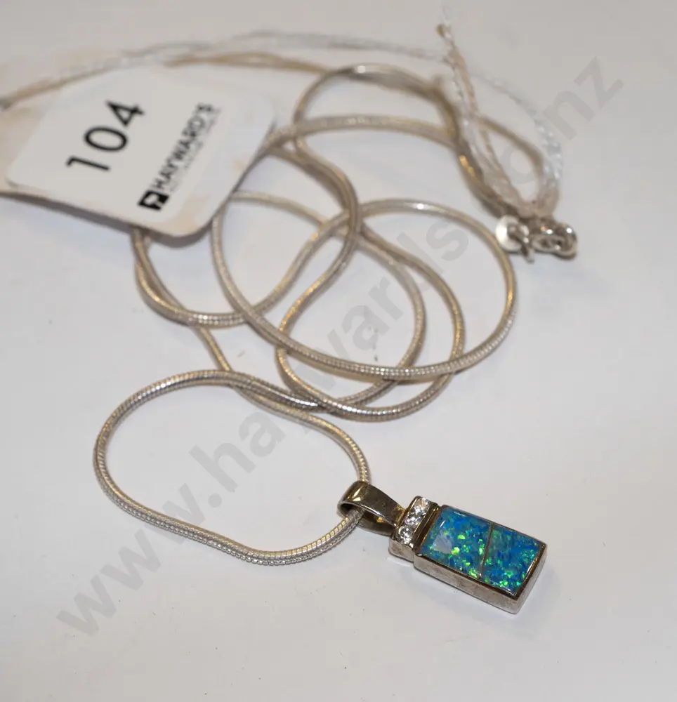 sterling silver & opal pendant necklace 13gm Image 1++