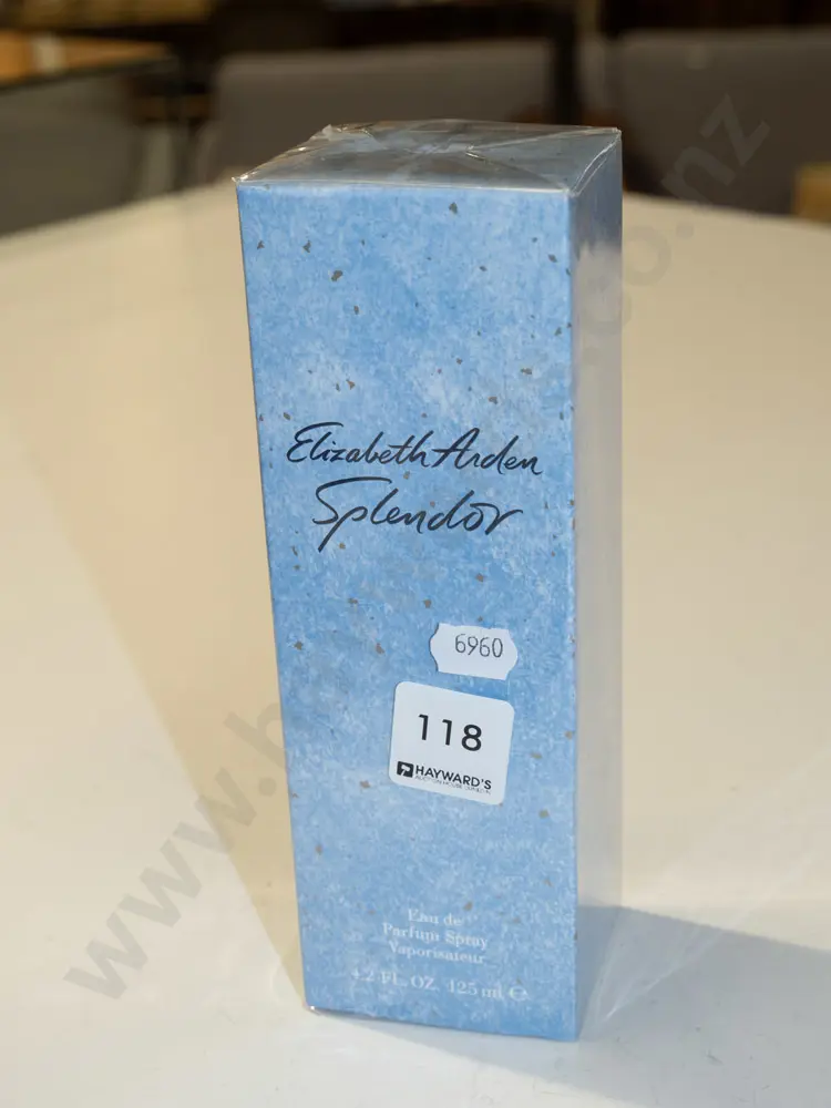 box; Elizabeth Arden Splendor eau de parfum125ml Image 1++