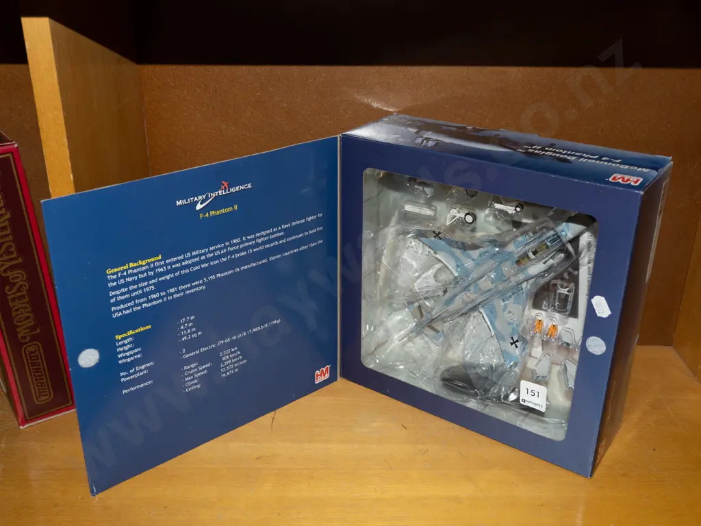boxed model of a McDonnell Douglas F-4 Phantom 2 Image 1++