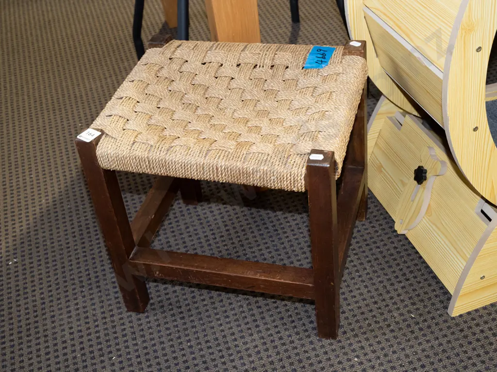 seagrass upholstered footstool Image 1++