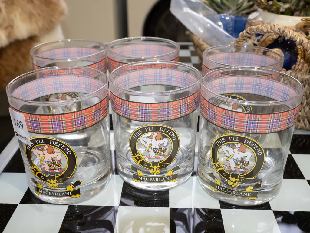 6x McFarlane glass tumblers Image 1++