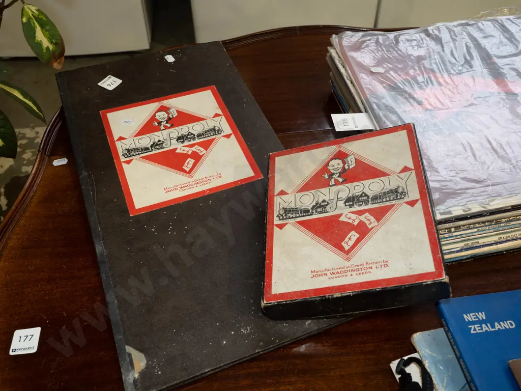 vintage Monopoly game Image 1++