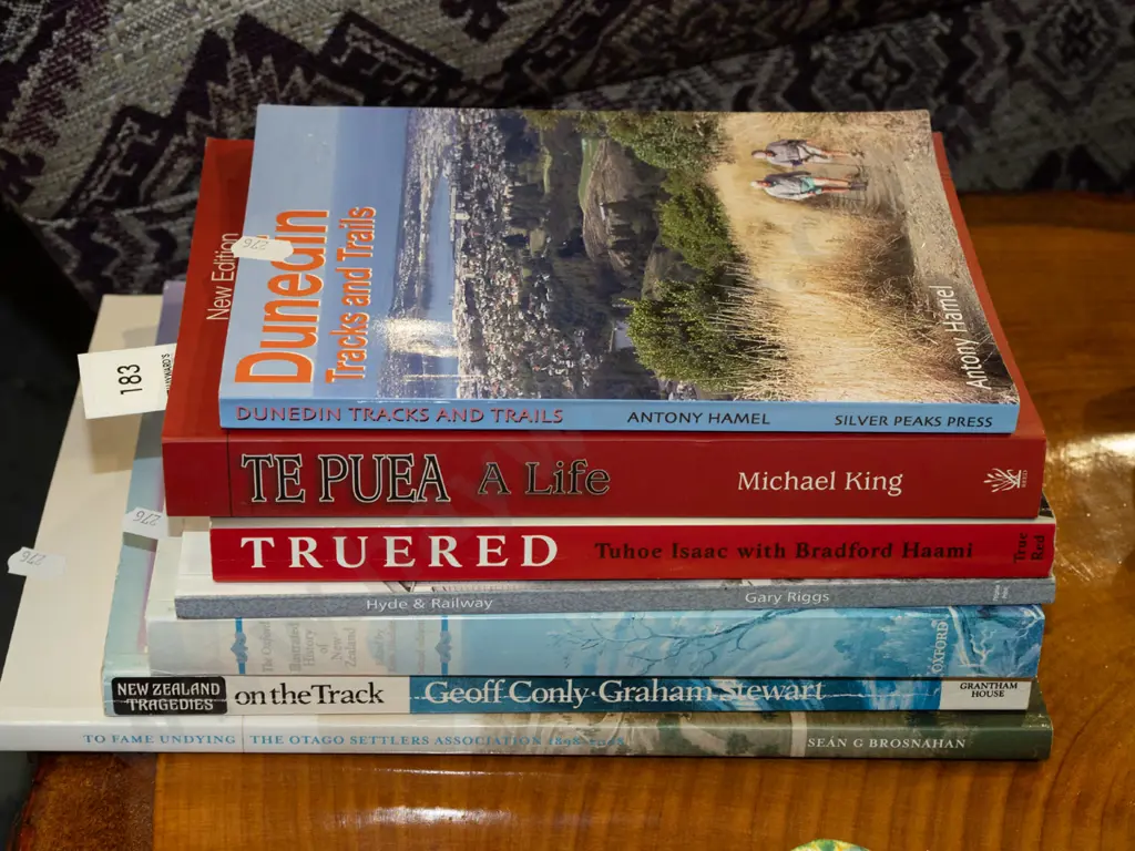 NZ books Image 1++
