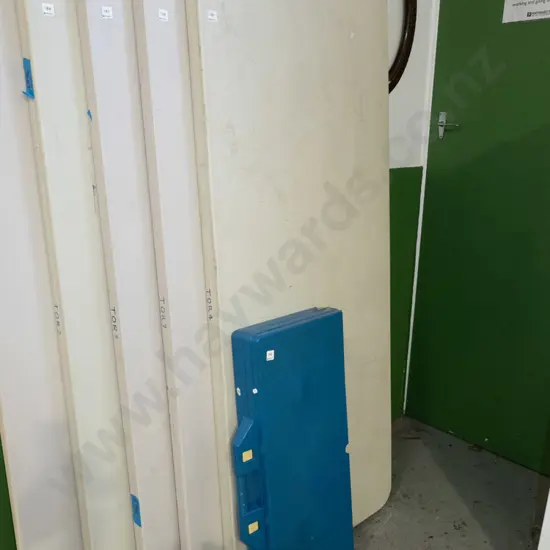 plastic trestle table