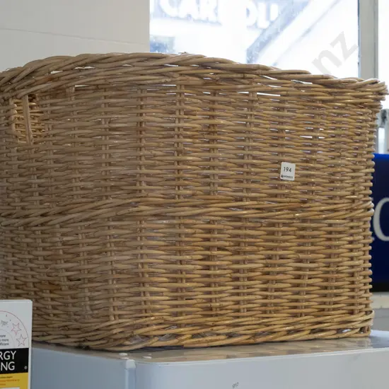 cane wood basket H400