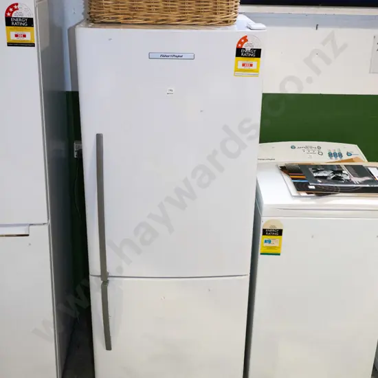 F&P fridge freezer H1600 W650 D650