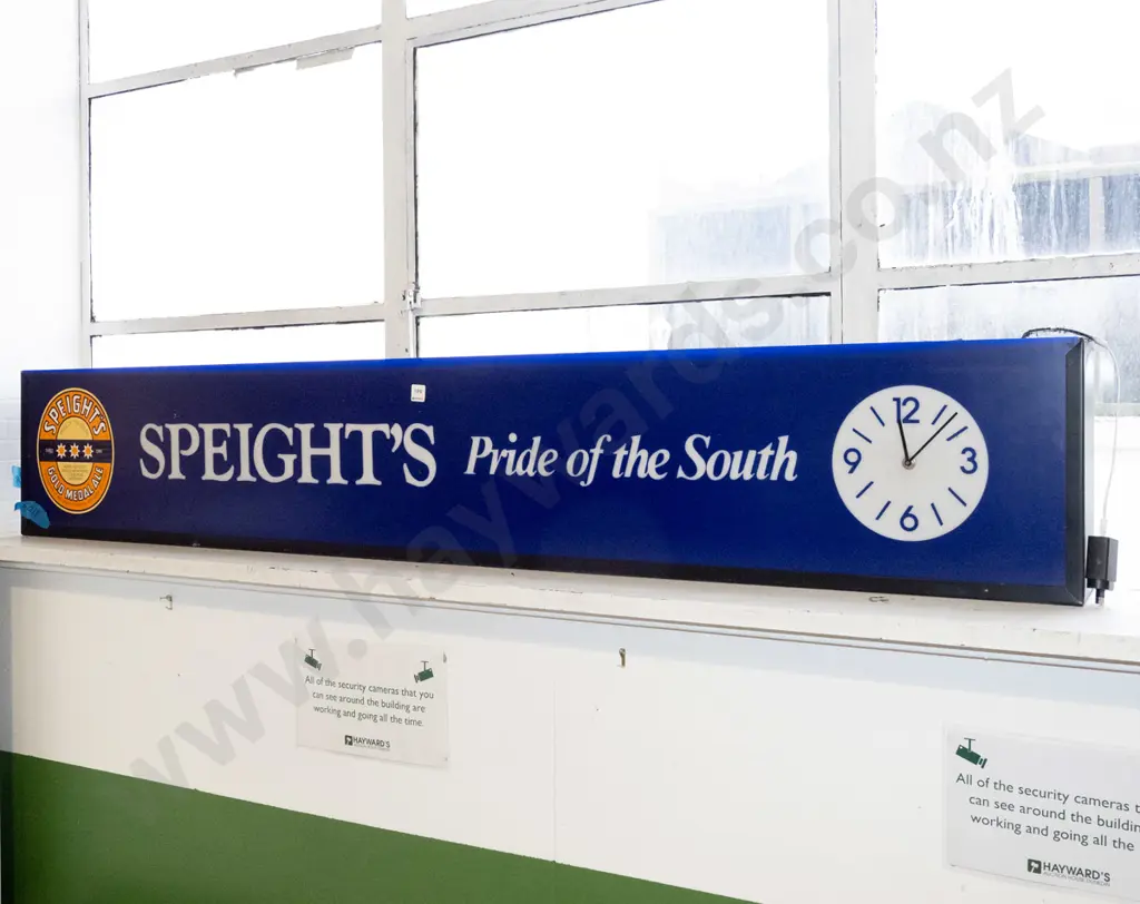 illuminated Speights sign - clock doesn't work, but sign lights up H1840  Image 1++