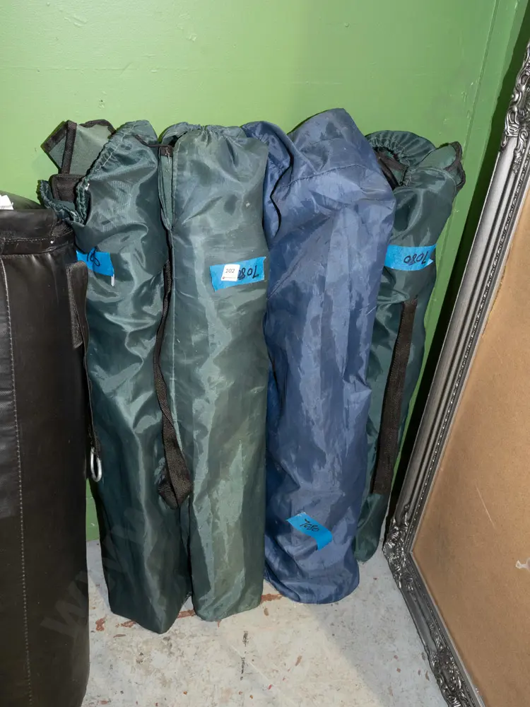 4x camping chairs Image 1++