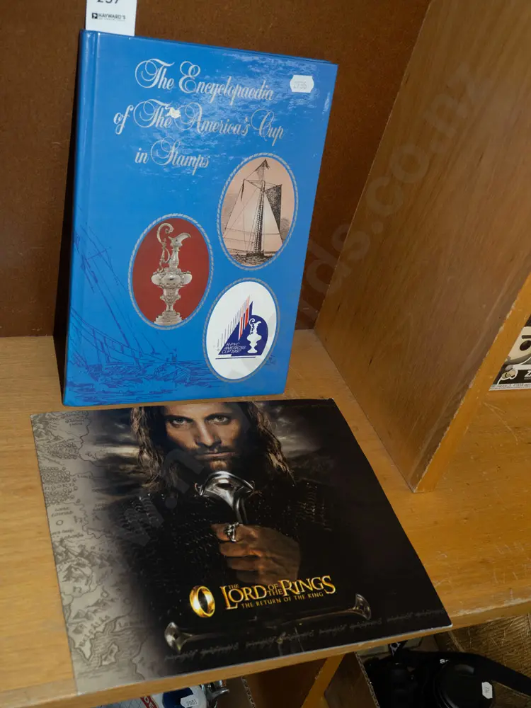 Lord of the Rings, Americas Cup stamp sets Image 1++