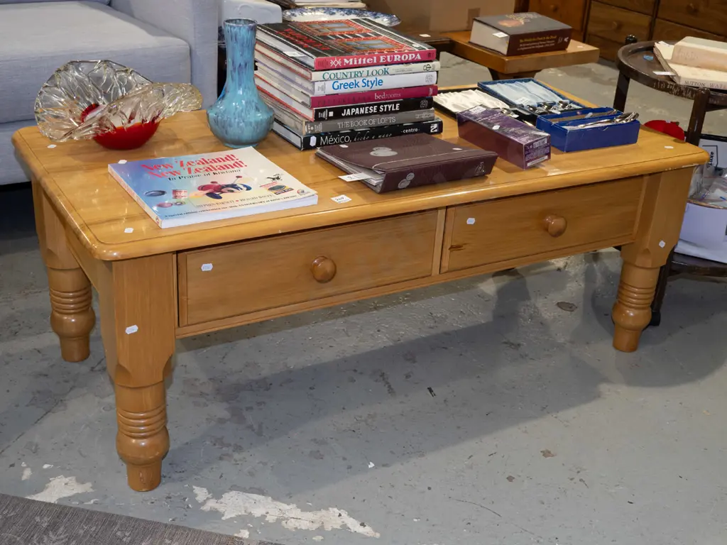rimu turned leg 2 drawer coffee table H480 W1230 D570 Image 1++
