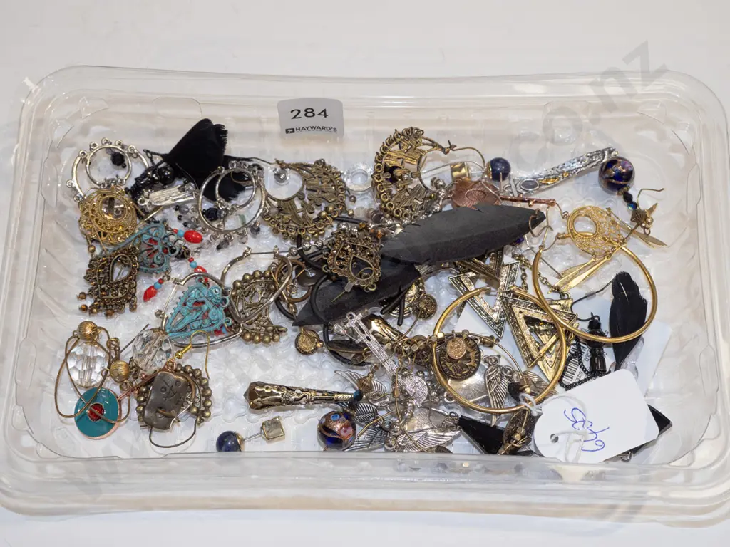 tray of costume earrings  Image 1++