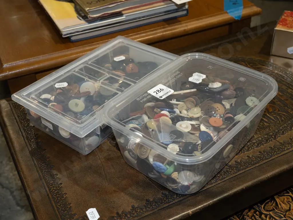 2x plastic containers of buttons Image 1++