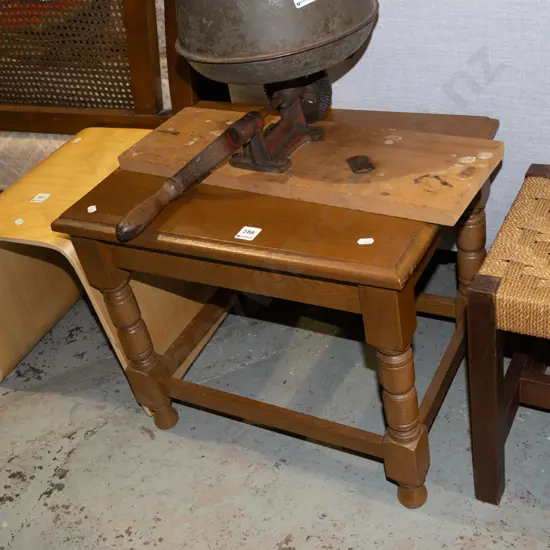 small oak end table