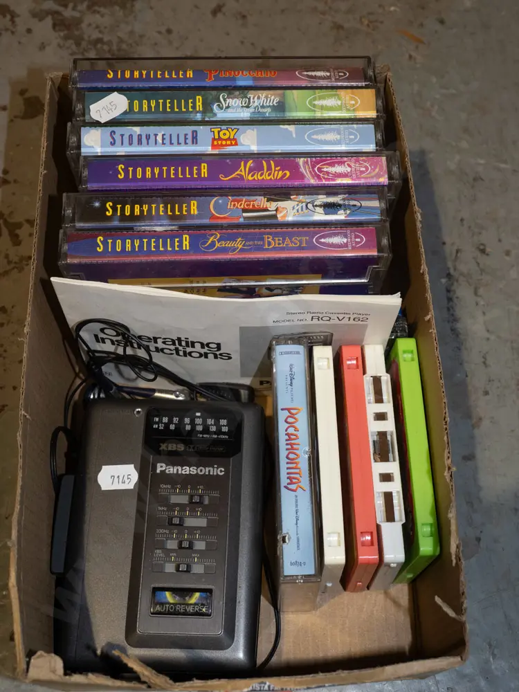 box; Panasonic walkman - as is no returns, storytime cassettes Image 1++