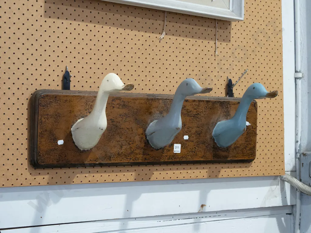 duck themed wall mounted coat hooks L800 Image 1++