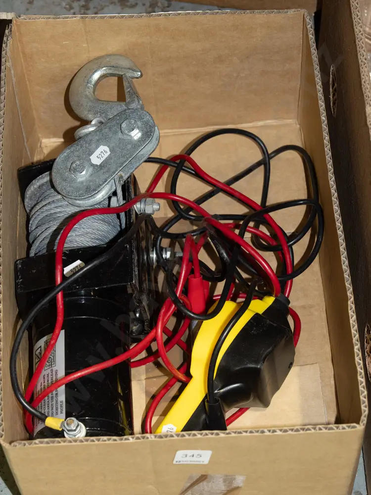 12V electric winch Image 1++