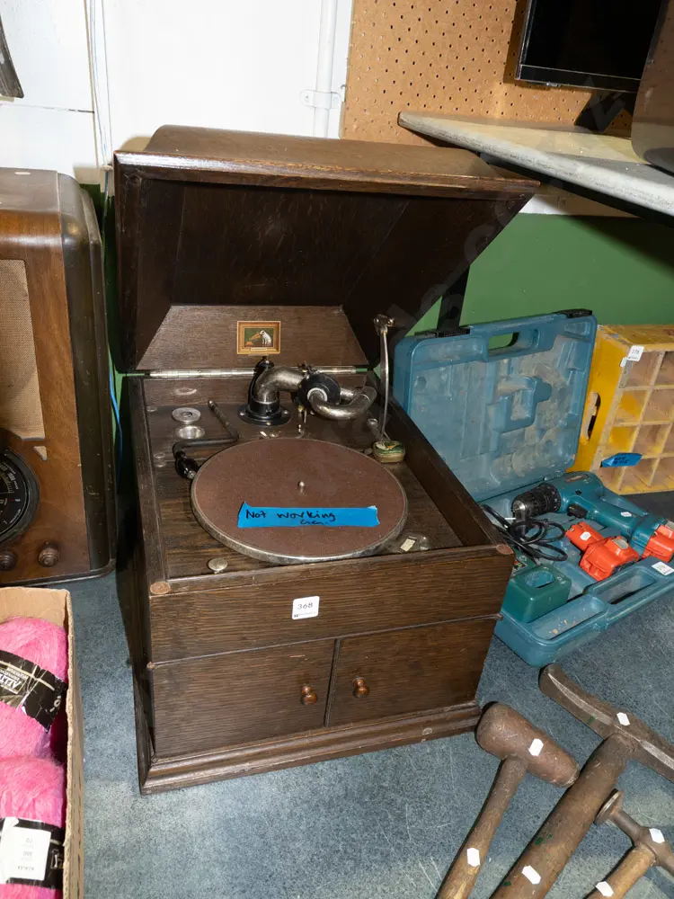 HMV table top gramophone - not working Image 1++
