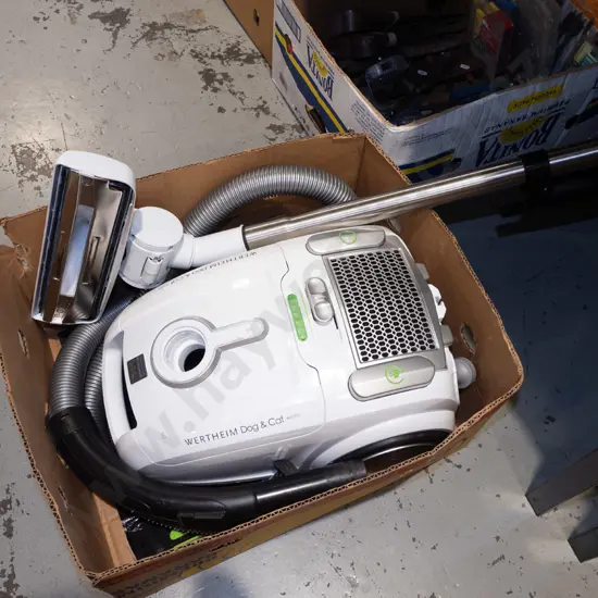 Wertheim dog and cat vacuum cleaner