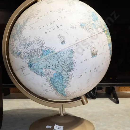world globe H400
