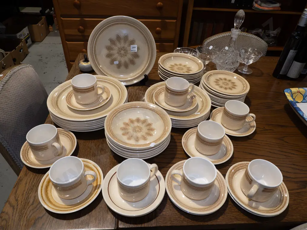 Crown Lynn Herald dinner items Image 1++