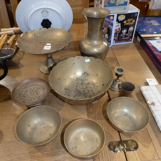 assorted brass bowls, comport, vase H250 etc