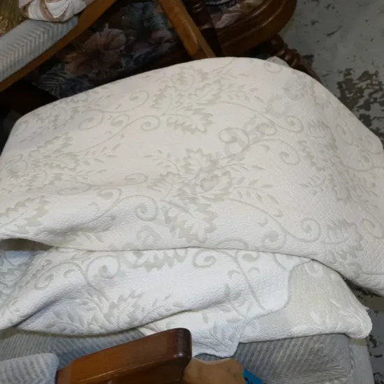 tablecloth