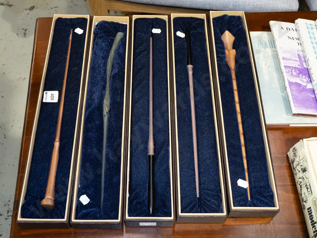 5x boxed wands Image 1++