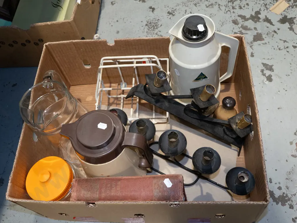 box; thermoses, jug, candelabra etc Image 1++