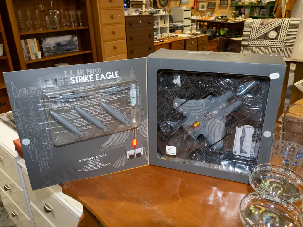 boxed US Airforce Strike Eagle F-15E Image 1++