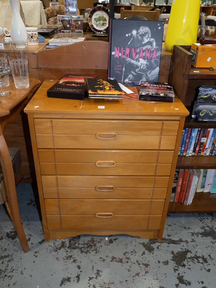 rimu 4 drawer chest - scratching to top H740 W610 D400 Image 1++
