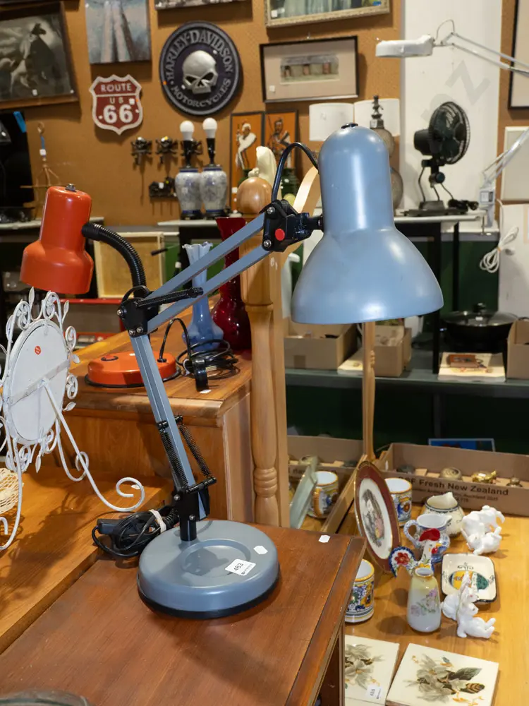anglepoise desk lamp Image 1++