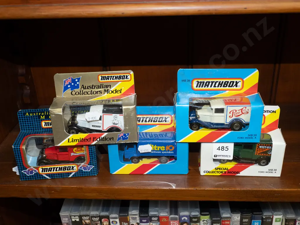 5x boxed Matchbox vehicles Image 1++
