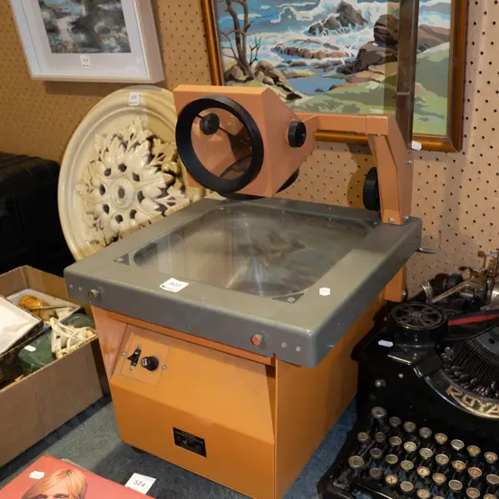 overhead projector