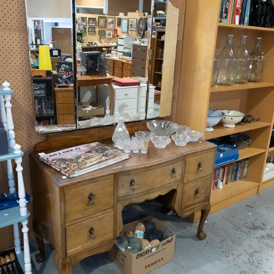 beech cab leg claw and ball footed 5 drawer mirror back dresser - varnish needs attention H1690 W1080 D480