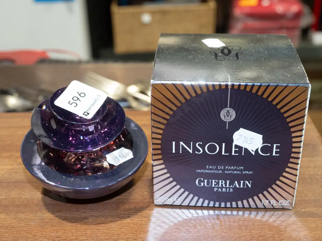 boxed Insolence eau de parfum 50ml Image 1++