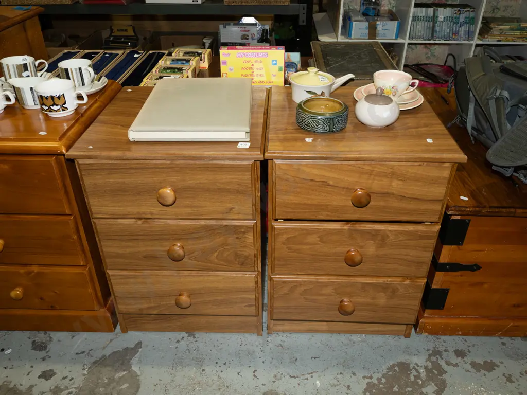 mdf faux veneer pair 3 drawer bedside cabinet Image 1++