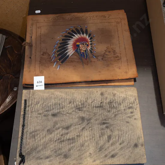 2x photo albums - 1 has no photos