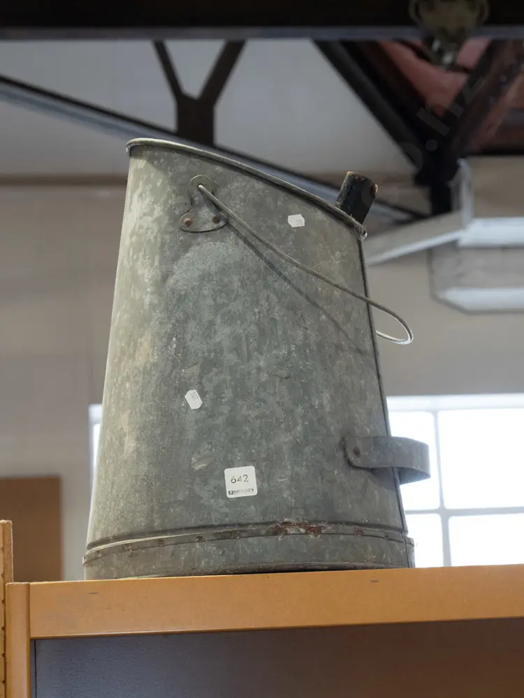 galvanised coal scuttle Image 1++