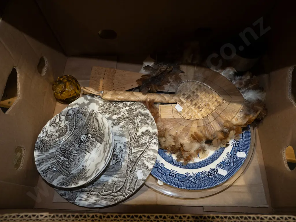 box; plates, bowls, souvenir hand fan etc Image 1++