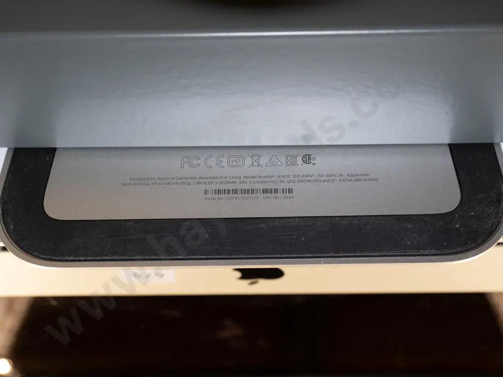 applei i-mac computer - password in office  Image 1++