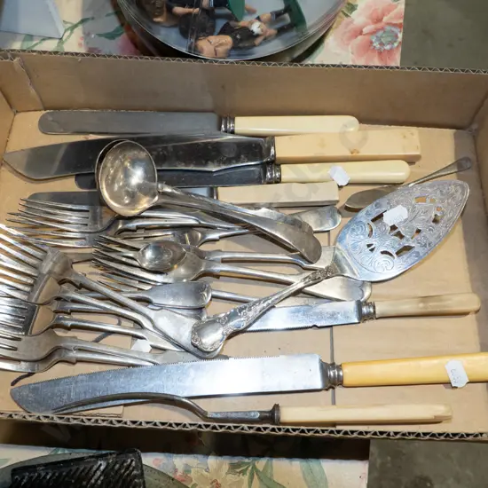box; cutlery