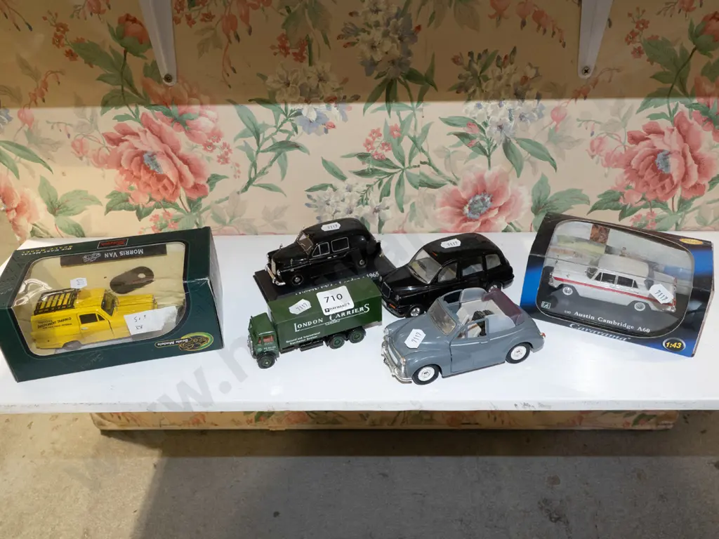 6x diecast model vehicles Image 1++