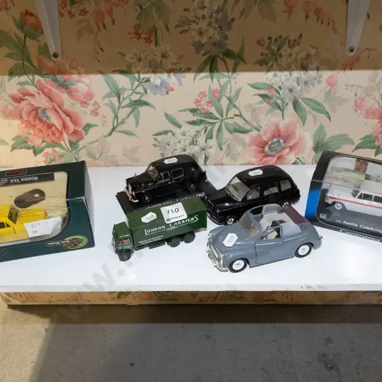 6x diecast model vehicles