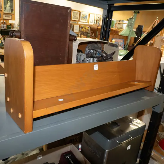 small kauri bookcase L775